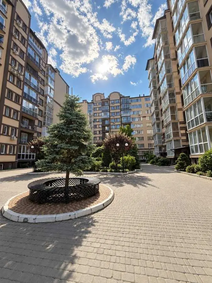 Фото Продаю 1 кімнатну квартиру, 42.2 кв. м, Котляревського вул.  Ірпінь, ціна: 65000 USD, код 8336