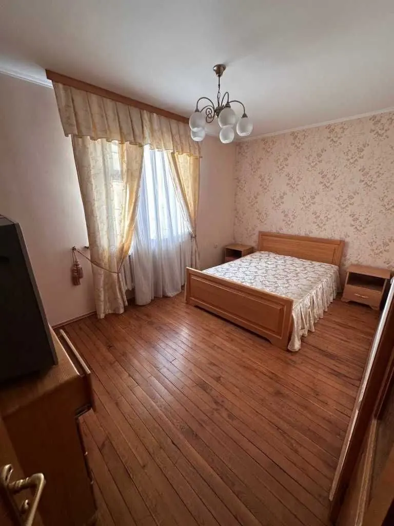 Фото Rent a house, Velyki Dmytrovychi for long-term rent, price: 1500 USD, code 8337