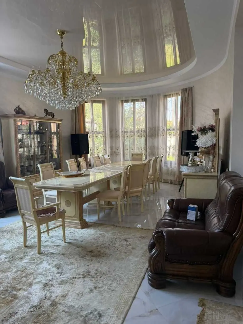 Фото Selling a house, 280 sq.m., Varshavska Street  Lviv, price: 374999 USD, code 8341