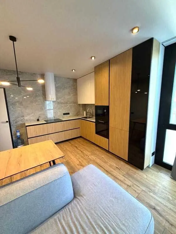 Фото Продаю 2-комнатную квартиру, 57 кв. м, Университетская ул. (Карла Маркса)  Ирпень, цена: 142000 USD, код 8347