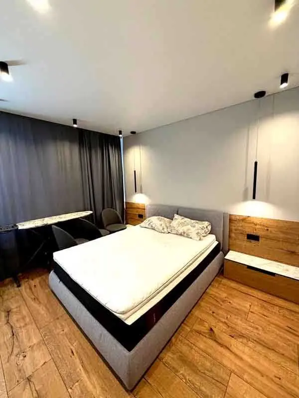 Фото Продаю 2-комнатную квартиру, 57 кв. м, Университетская ул. (Карла Маркса)  Ирпень, цена: 142000 USD, код 8347