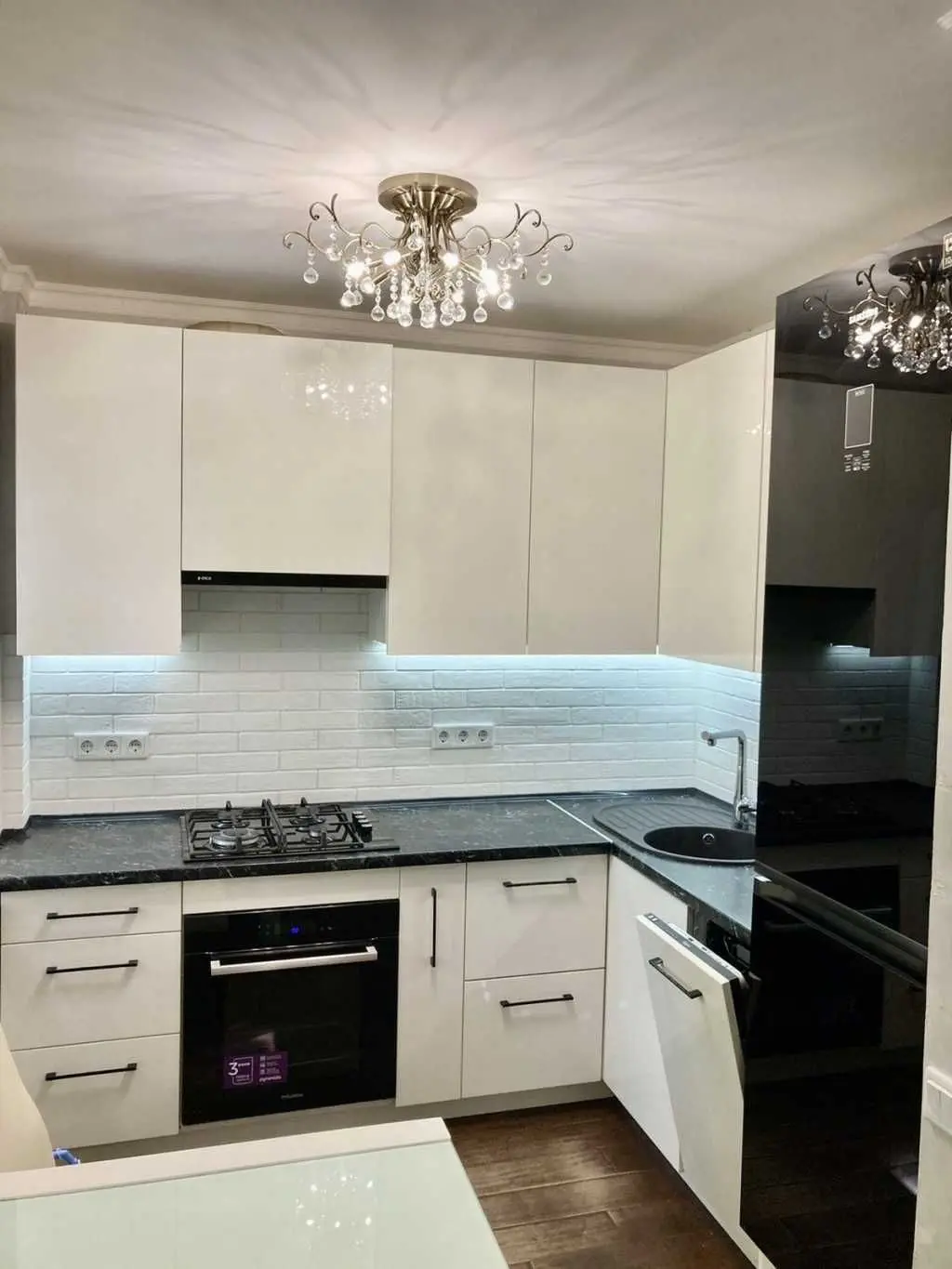 Фото Selling a 2-room apartment, 45 sq.m., Borysa Zhytkova Street 3 Kyiv, price: 95000 USD, code 8351