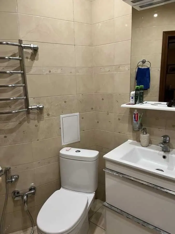 Фото Selling a 3-room apartment, 95.4 sq.m., Nauky Avenue  Kyiv, price: 120000 USD, code 8353