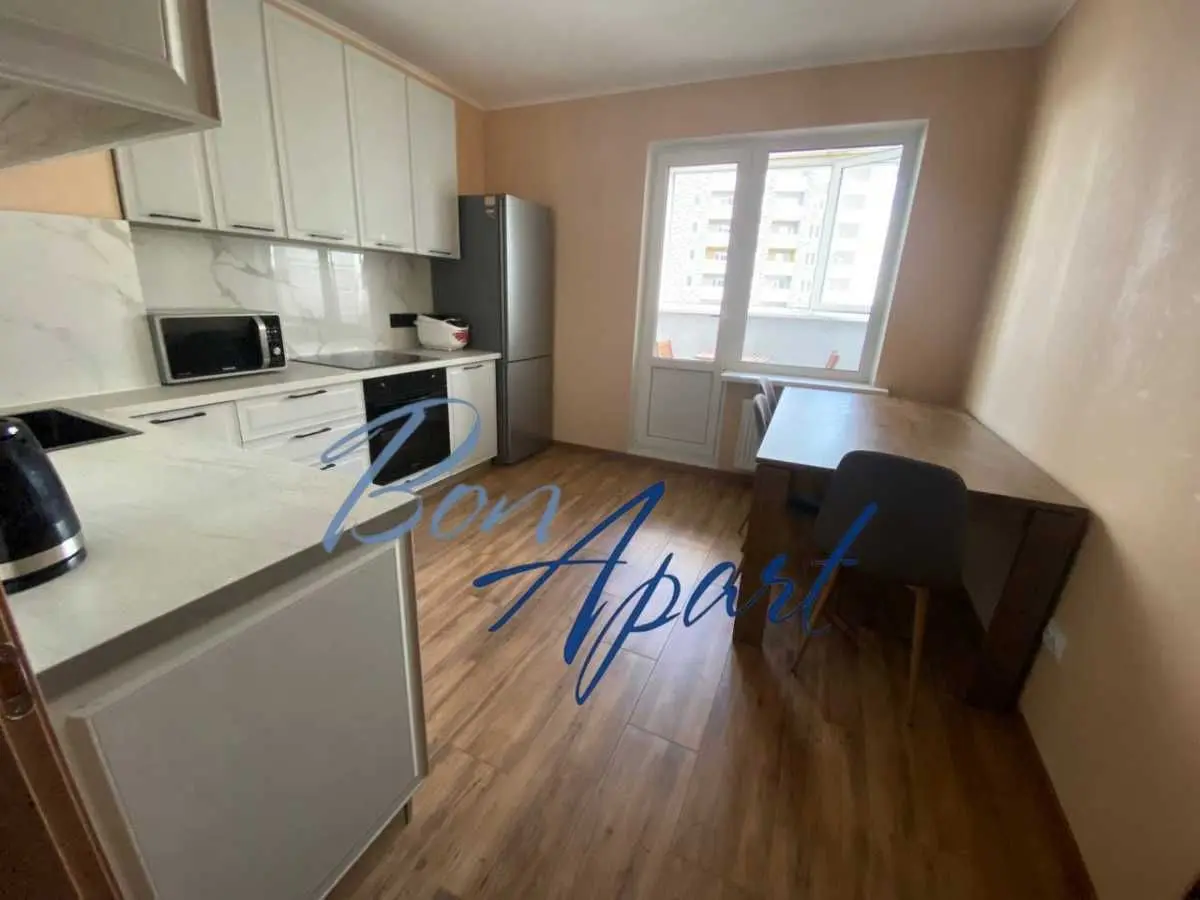Фото Продаю 1 кімнатну квартиру, 48.24 кв. м, Коноплянська вул.  Київ, ціна: 75000 USD, код 8354
