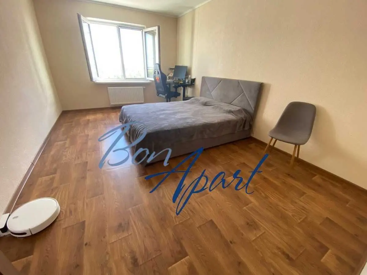 Фото Продаю 1 кімнатну квартиру, 48.24 кв. м, Коноплянська вул.  Київ, ціна: 75000 USD, код 8354