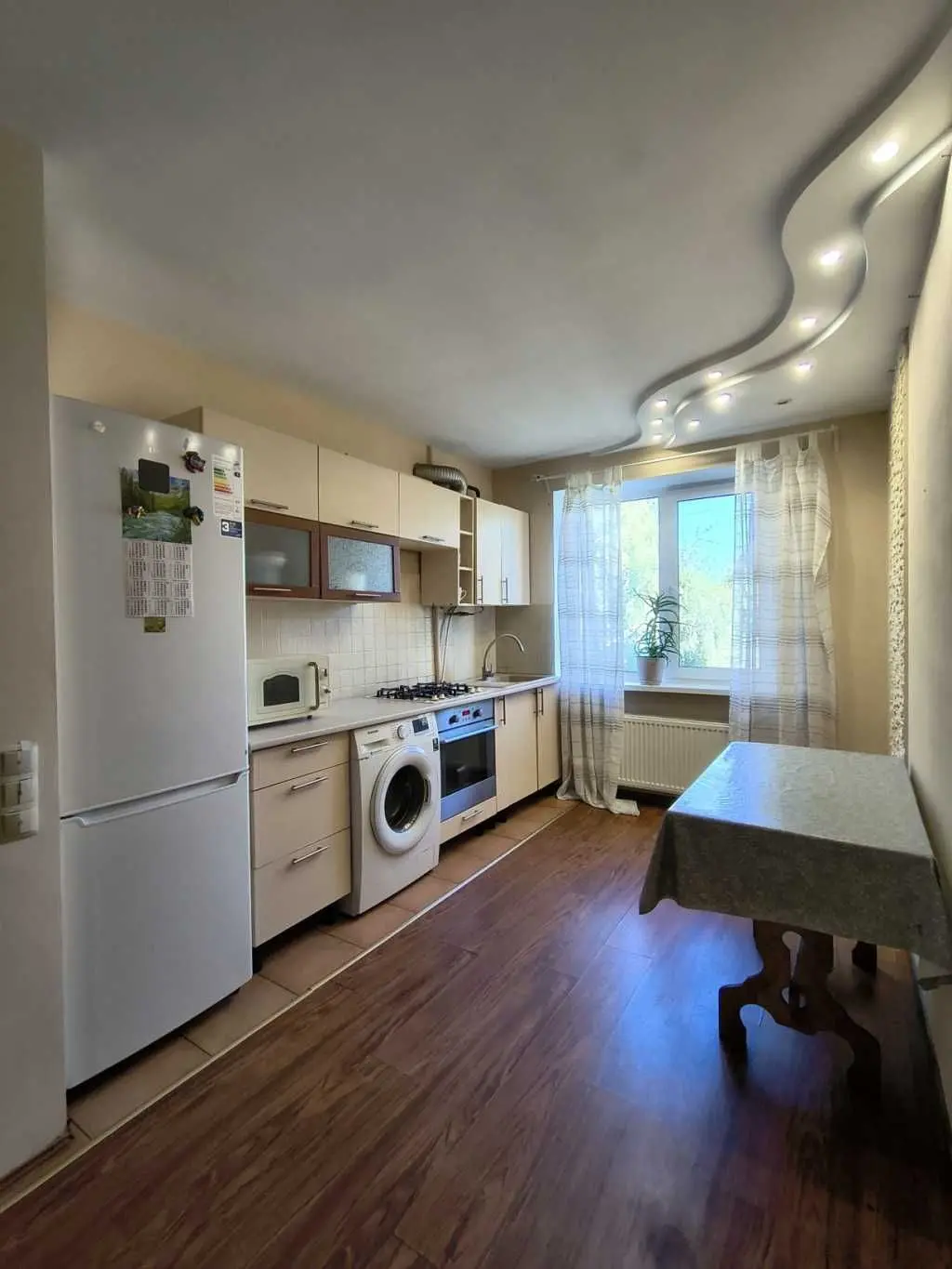 Фото Продаю 3 кімнатну квартиру, 56 кв. м, Васильків, ціна: 58000 USD, код 8357