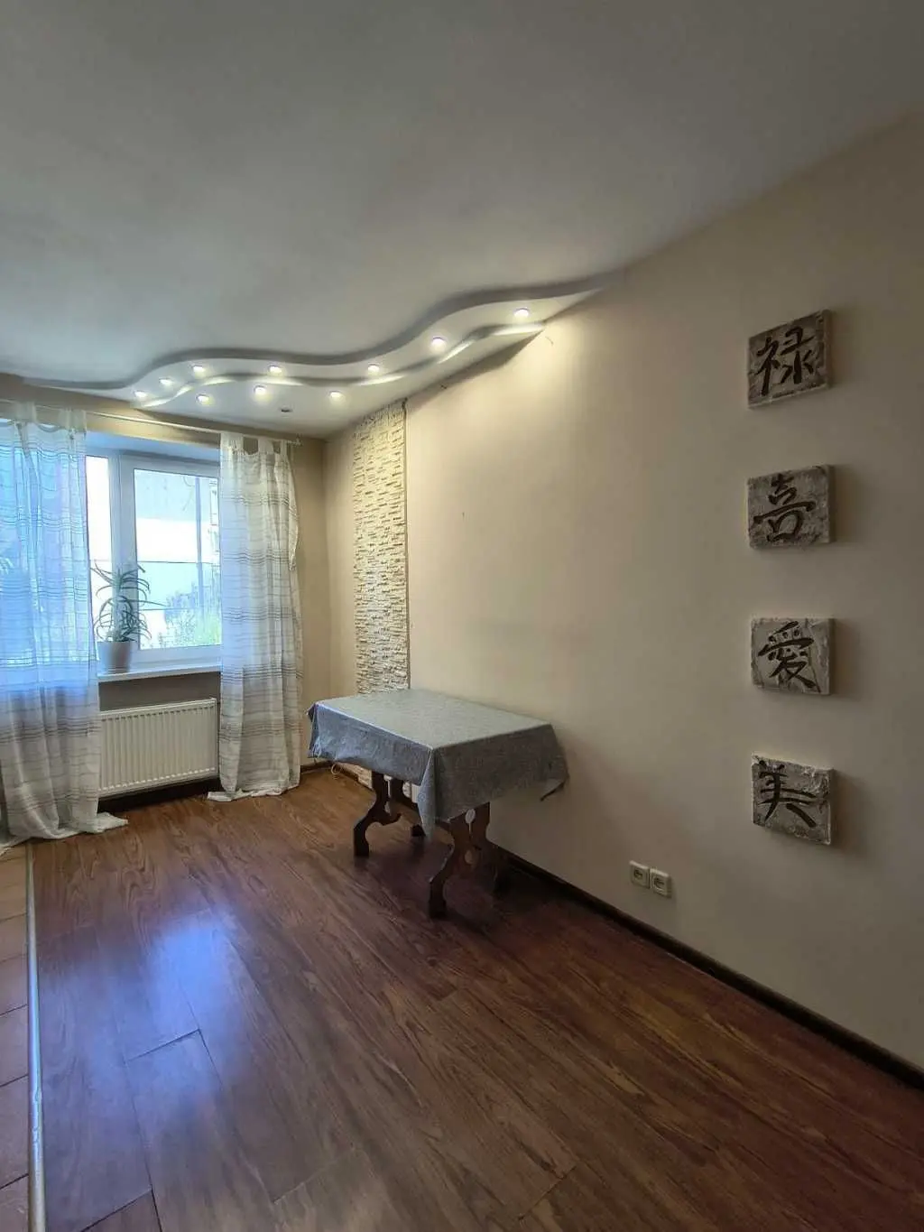 Фото Продаю 3 кімнатну квартиру, 56 кв. м, Васильків, ціна: 58000 USD, код 8357