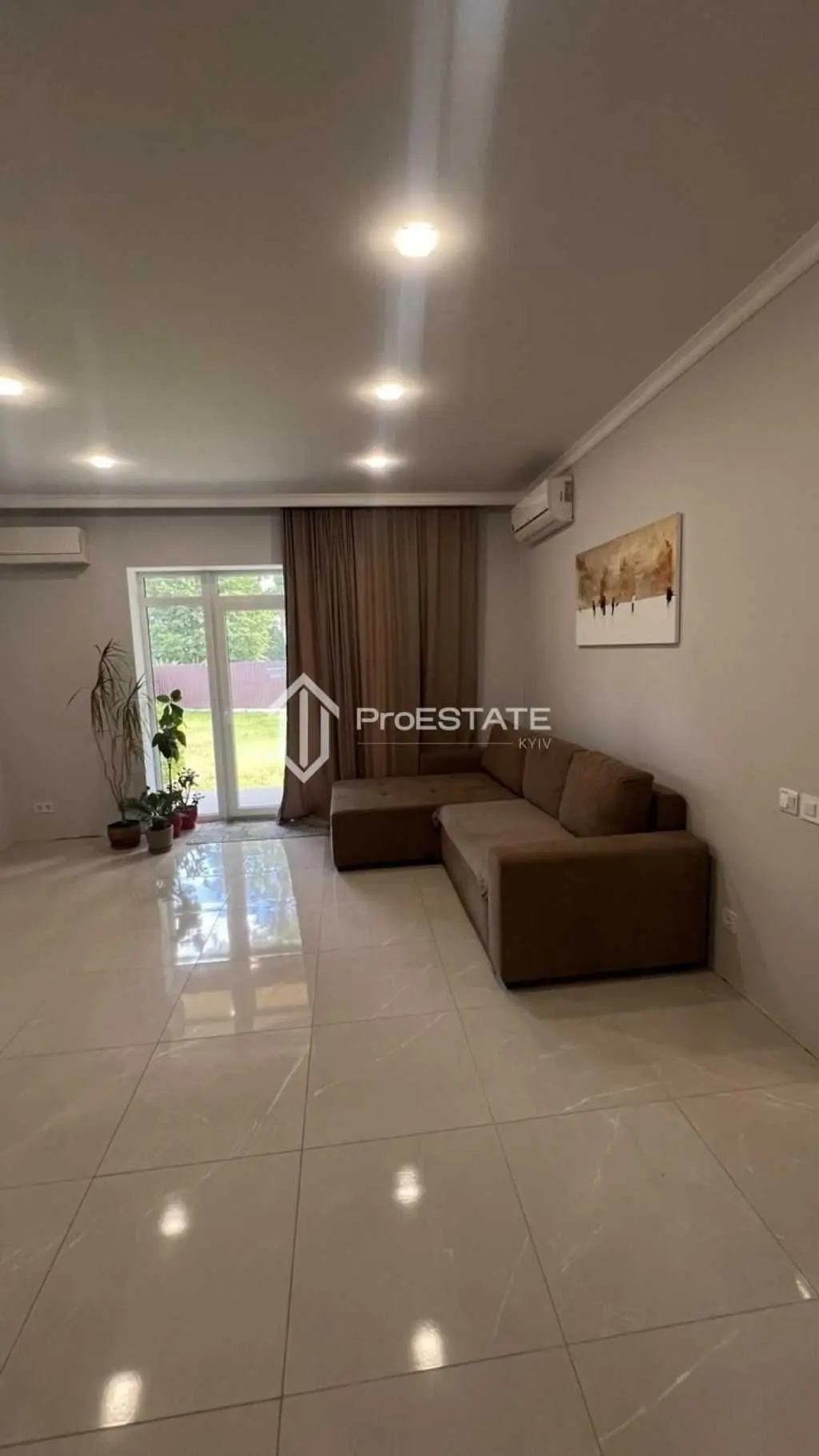 Фото Продаю будинок, 96.2 кв. м, Юності вул.  Гнідин, ціна: 169000 USD, код 8359