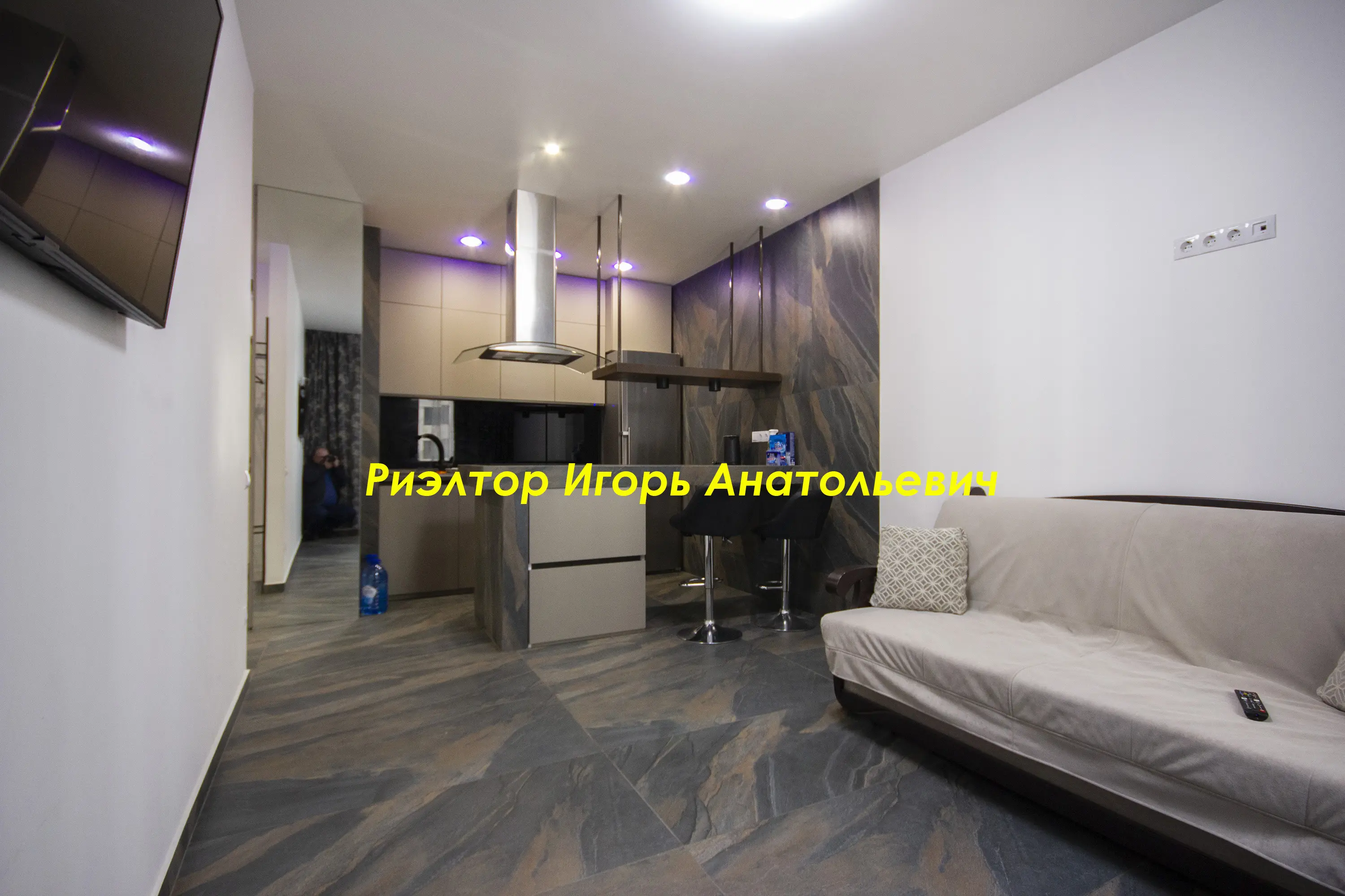 Фото Rent a 2-room apartment, Yevhena Chykalenka Street (Akademika Viliamsa Street) 93 к1 Odesa for long-term rent, price: 13500 UAH, code 8362
