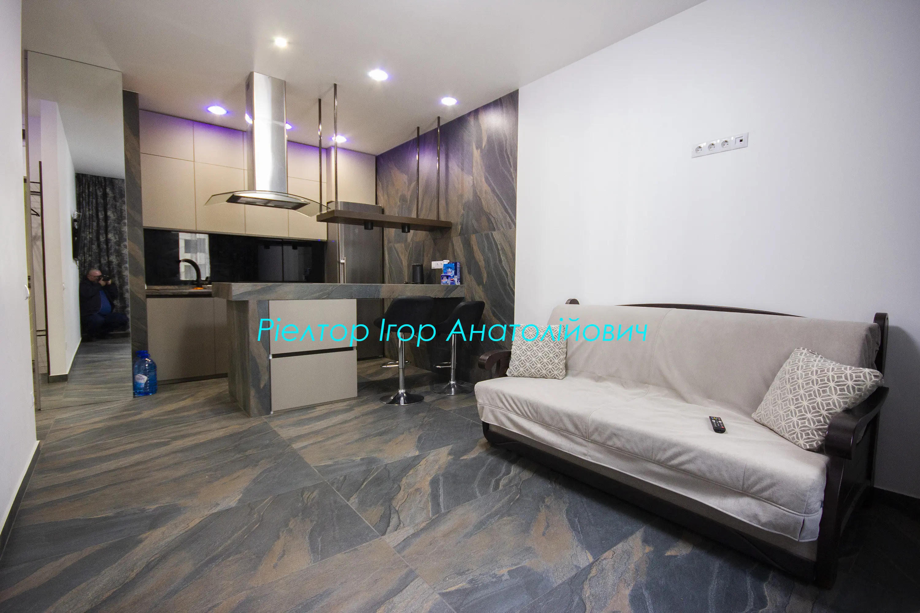 Фото Rent a 2-room apartment, Yevhena Chykalenka Street (Akademika Viliamsa Street) 93 к1 Odesa for long-term rent, price: 13500 UAH, code 8362