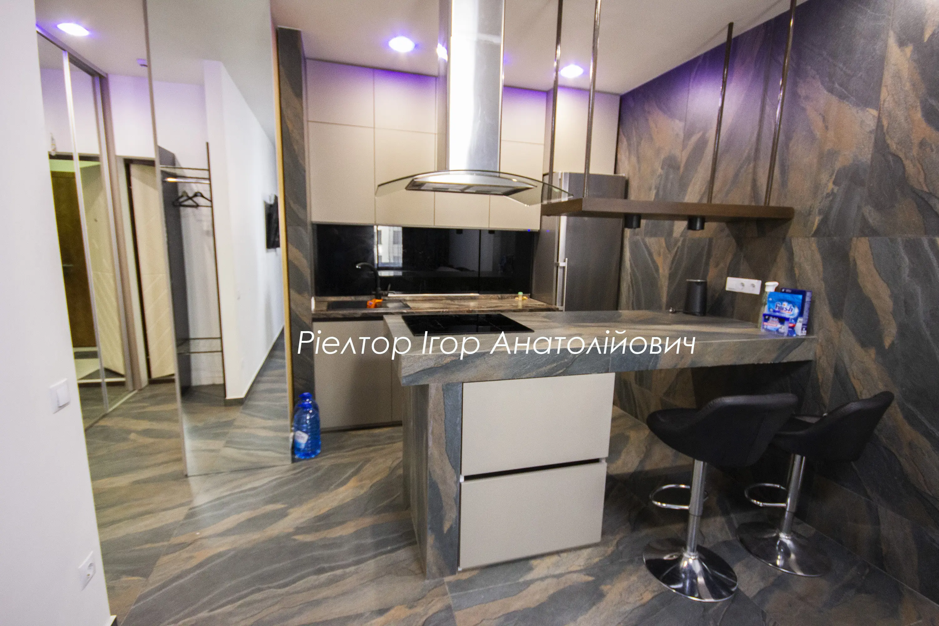 Фото Rent a 2-room apartment, Yevhena Chykalenka Street (Akademika Viliamsa Street) 93 к1 Odesa for long-term rent, price: 13500 UAH, code 8362