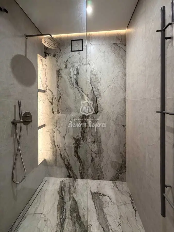 Фото Selling a 1-room apartment, 41.1 sq.m., Andriia Verkhohliada Street (Mykhaila Drahomyrova Street)  Kyiv, price: 149000 USD, code 8369