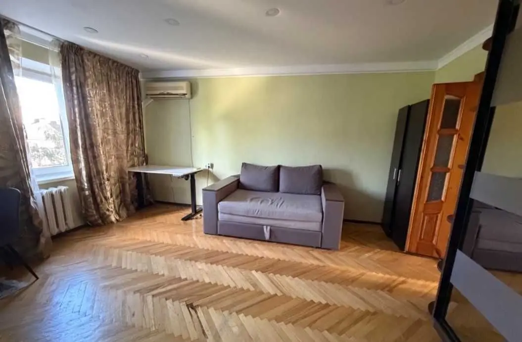 Фото Зняти 2 кімнатну квартиру, Кирилівська вул. (Фрунзе) 172 Київ в довгострокову оренду, ціна: 18000 UAH, код 8370