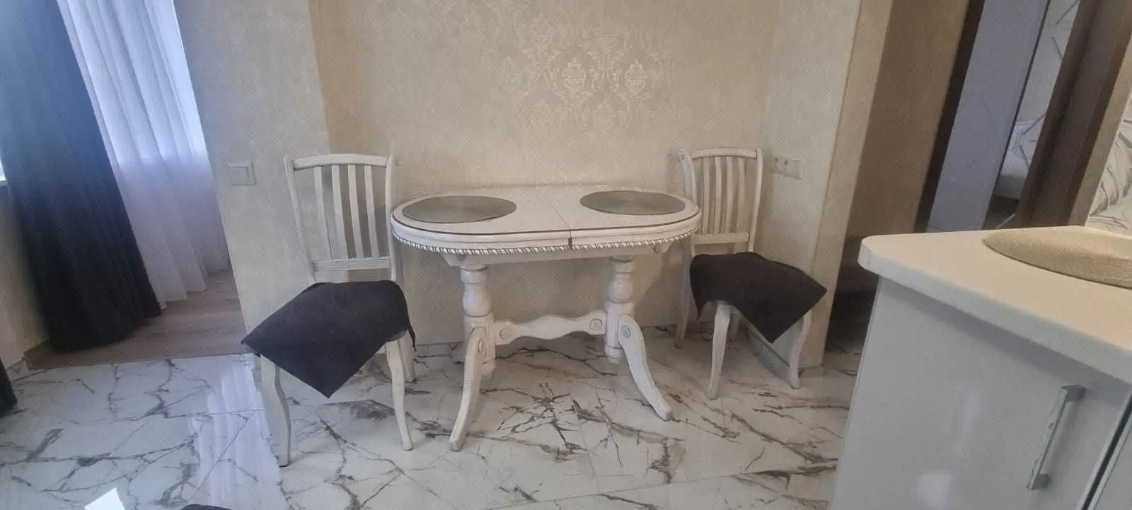 Фото Rent a 1-room apartment, Velyka Vasylkivska Street 124а Kyiv for long-term rent, price: 22500 UAH, code 8372