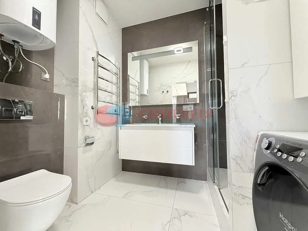 Фото Rent a 2-room apartment, John McCain Street (Ivana Kudri Street)  Kyiv for long-term rent, price: 1300 USD, code 8373