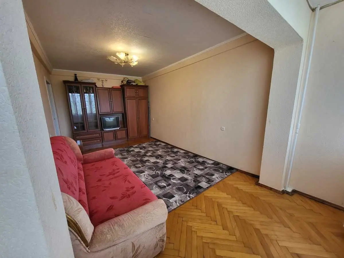 Фото Зняти 2 кімнатну квартиру, Березнева вул.  Київ в довгострокову оренду, ціна: 13500 UAH, код 8374
