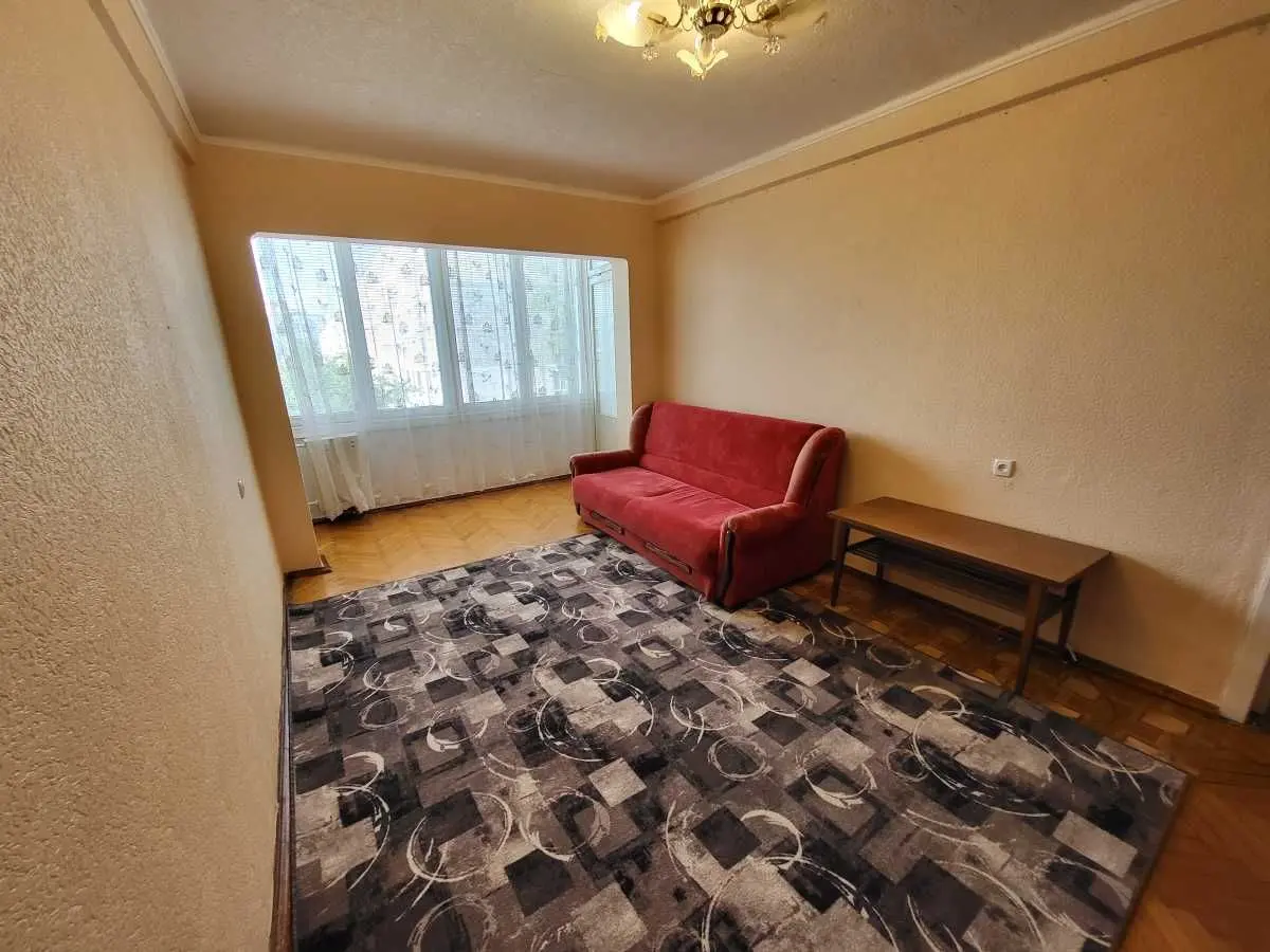 Фото Зняти 2 кімнатну квартиру, Березнева вул.  Київ в довгострокову оренду, ціна: 13500 UAH, код 8374