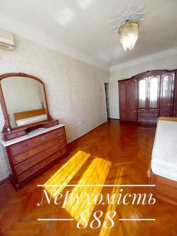 Фото Продаю 3-комнатную квартиру, 80.6 кв. м, Леси Украинки бульв. 6 Киев, цена: 117000 USD, код 8376