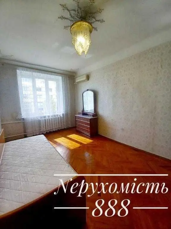 Фото Продаю 3-комнатную квартиру, 80.6 кв. м, Леси Украинки бульв. 6 Киев, цена: 117000 USD, код 8376