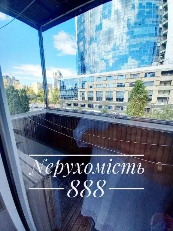 Фото Продаю 3-комнатную квартиру, 80.6 кв. м, Леси Украинки бульв. 6 Киев, цена: 117000 USD, код 8376