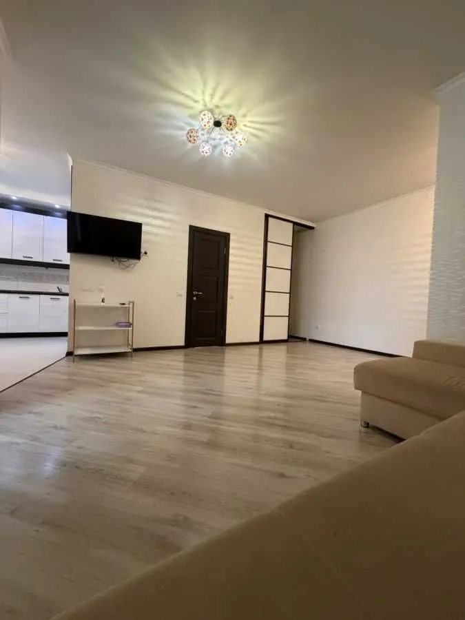 Фото Продаю 1 кімнатну квартиру, 56 кв. м, Анни Ахматової вул. 22 Київ, ціна: 86000 USD, код 8382