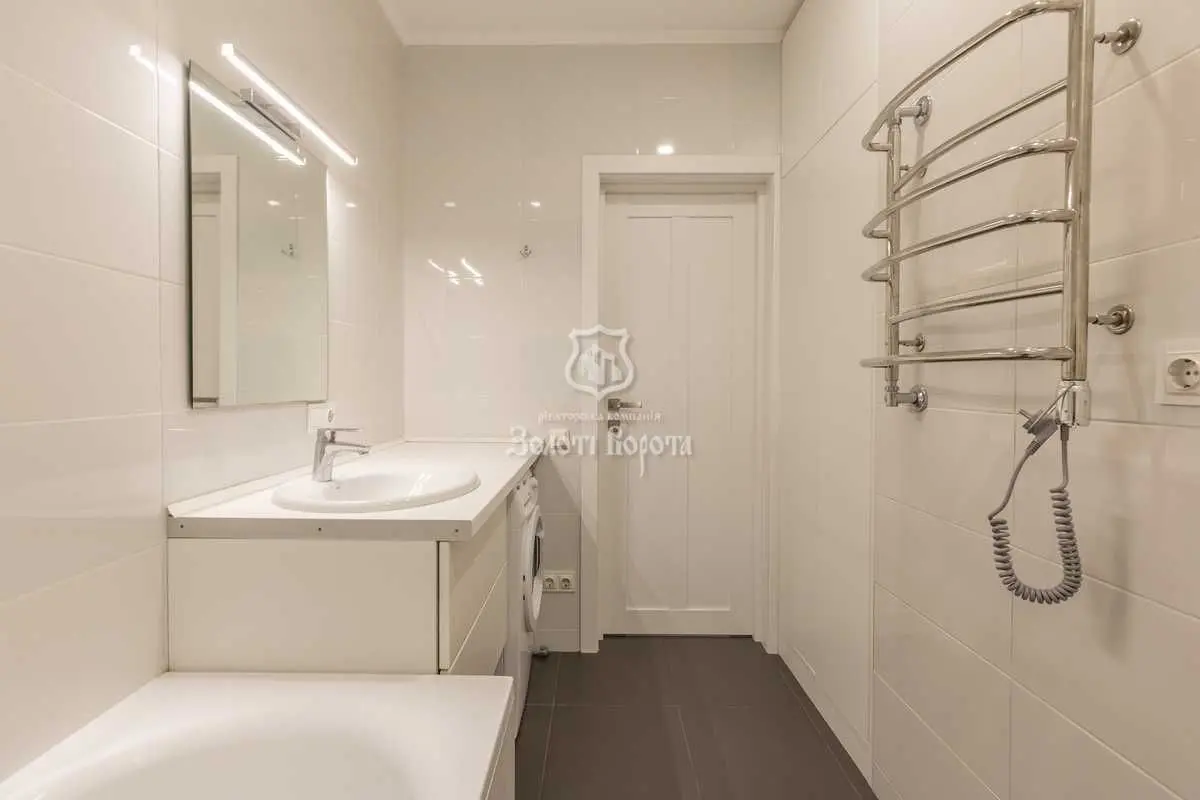 Фото Продаю 2-комнатную квартиру, 54.6 кв. м, Демеевская ул. 13 Киев, цена: 146000 USD, код 8384