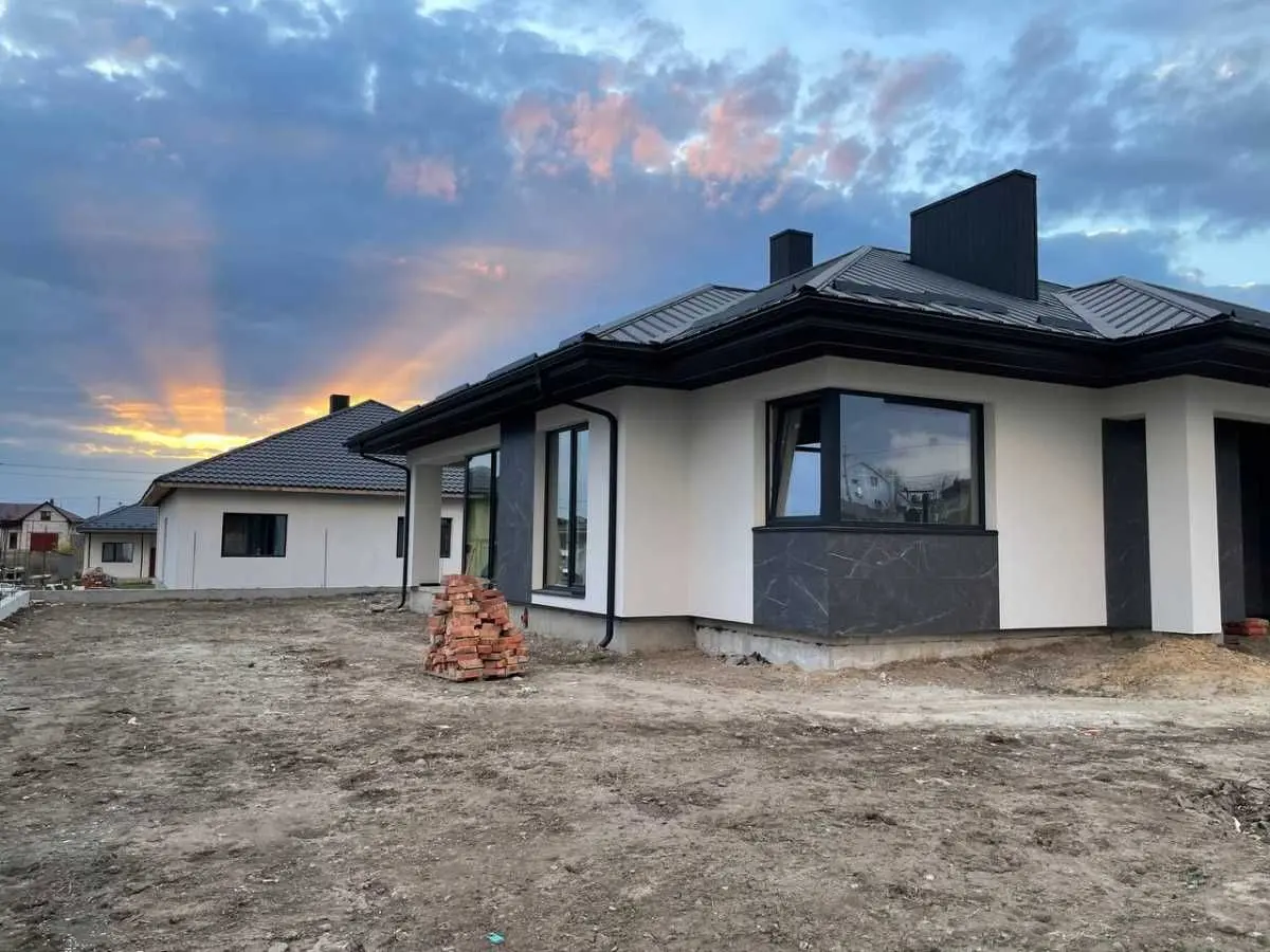 Фото Продаю дом, 118 кв. м, Смотрицкого ул.  Ровно, цена: 129900 USD, код 8390