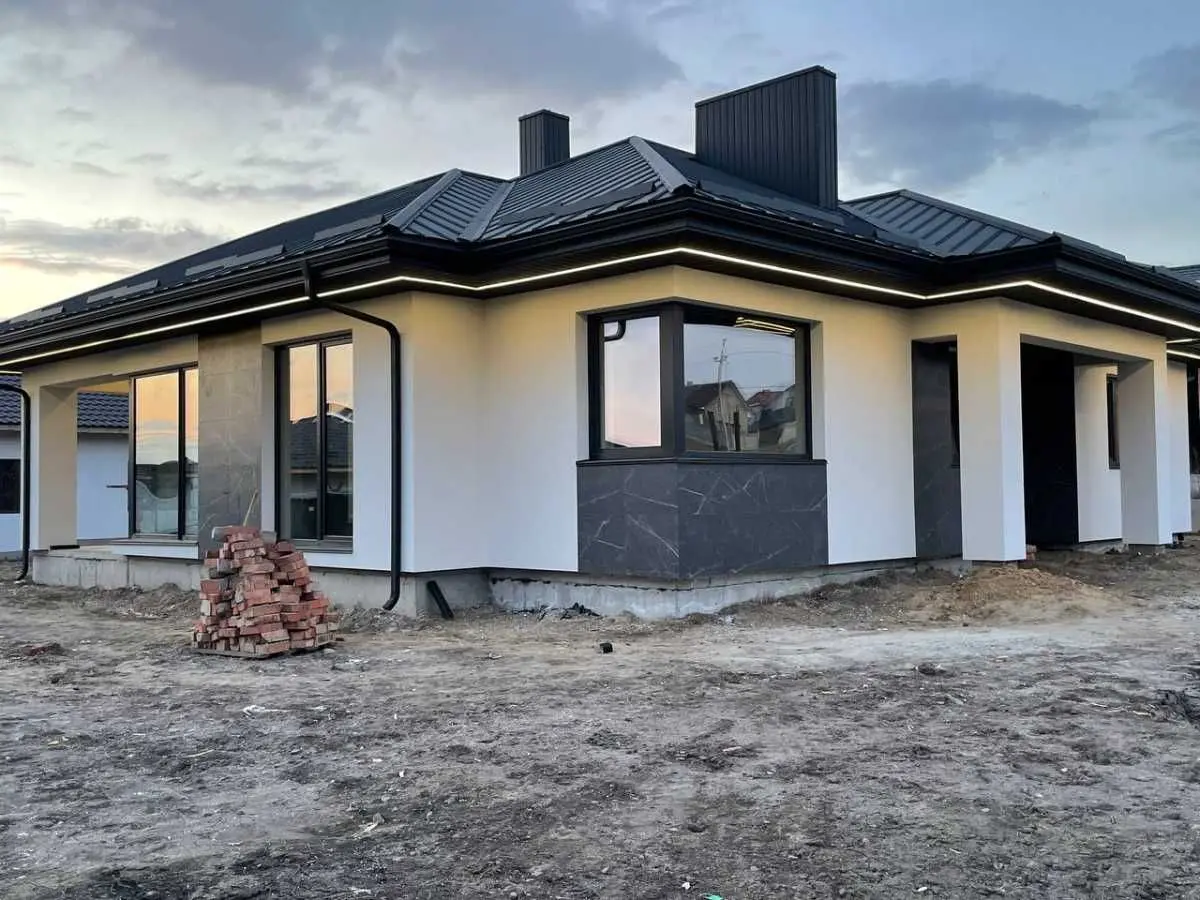 Фото Продаю дом, 118 кв. м, Смотрицкого ул.  Ровно, цена: 129900 USD, код 8390