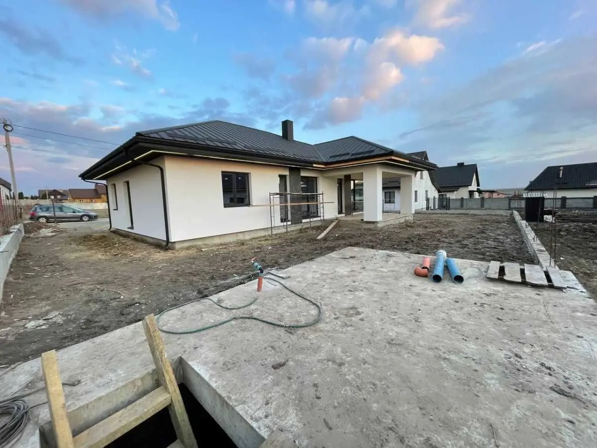 Фото Продаю дом, 118 кв. м, Смотрицкого ул.  Ровно, цена: 129900 USD, код 8390