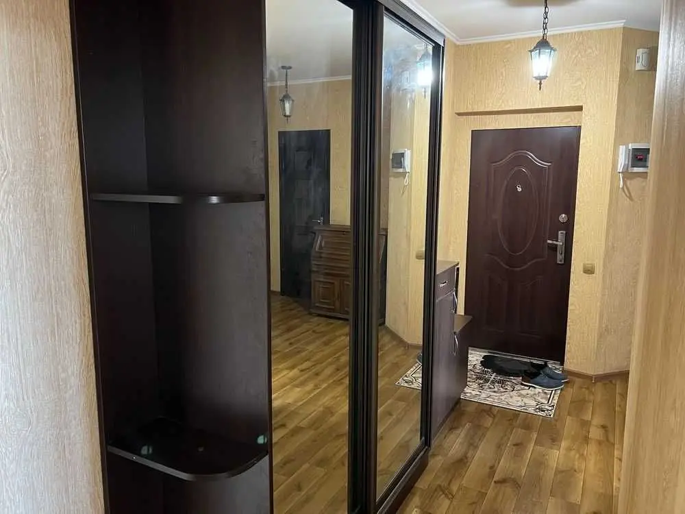 Фото Зняти 2 кімнатну квартиру, Дюківська вул. 8 Одеса в довгострокову оренду, ціна: 12000 UAH, код 8393
