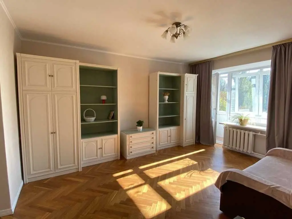 Фото Зняти 3 кімнатну квартиру, Лесі Українки бульв. 24 Київ в довгострокову оренду, ціна: 27000 UAH, код 8398