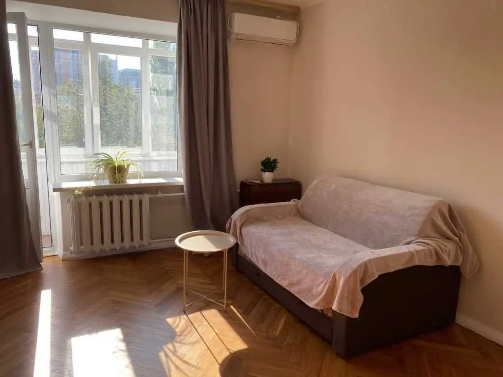 Фото Зняти 3 кімнатну квартиру, Лесі Українки бульв. 24 Київ в довгострокову оренду, ціна: 27000 UAH, код 8398