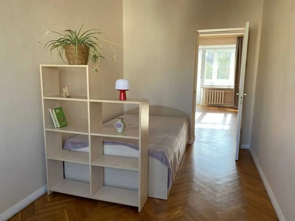 Фото Зняти 3 кімнатну квартиру, Лесі Українки бульв. 24 Київ в довгострокову оренду, ціна: 27000 UAH, код 8398