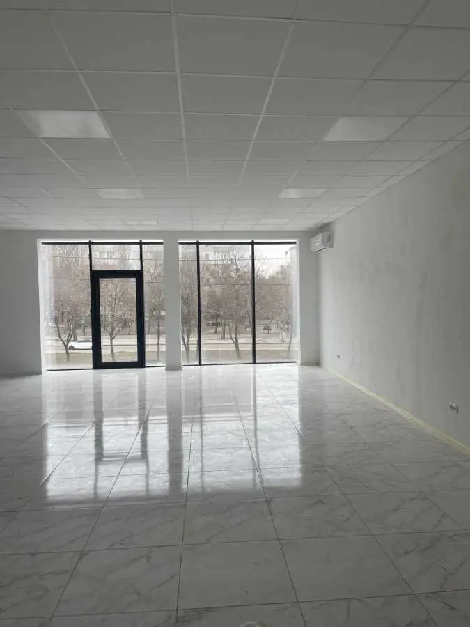 Фото Rent an office, Centralny Avenue  Mykolaiv for long-term rent, price: 35000 UAH, code 8402