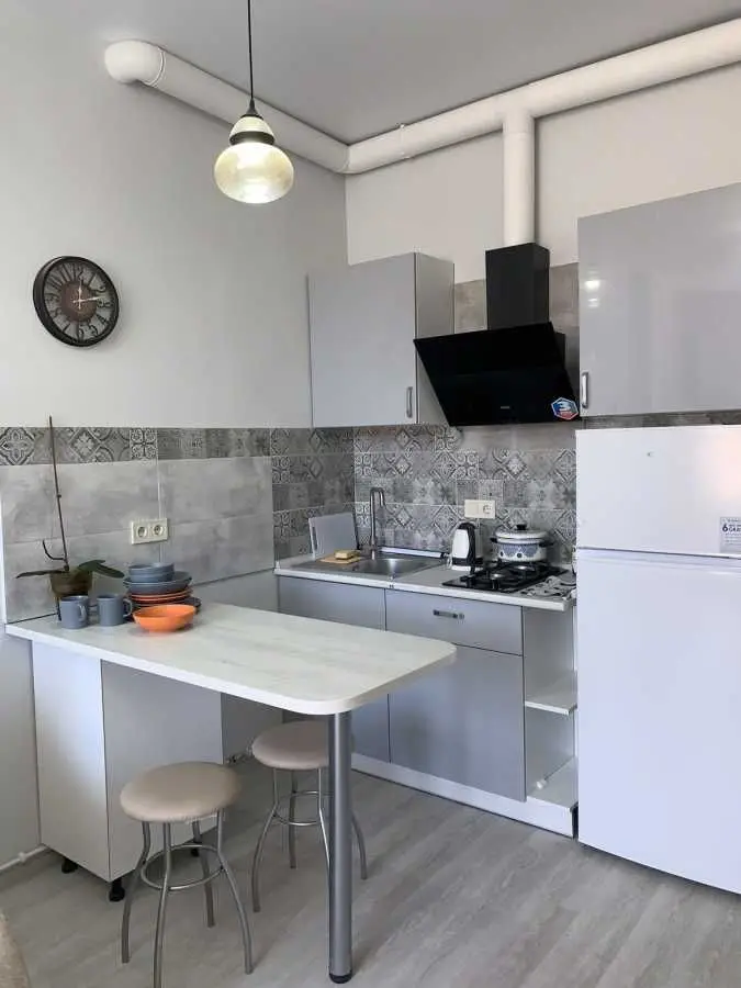 Фото Rent a 1-room apartment, Kvitkova Street 1 Odesa for long-term rent, price: 10000 UAH, code 8403
