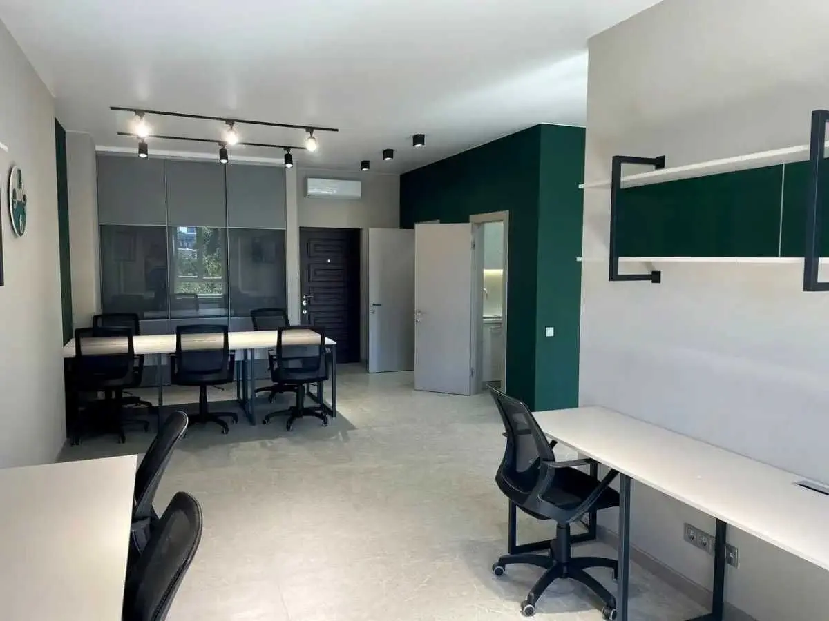 Фото Rent an office, Zhylianska Street 68 Kyiv for long-term rent, price: 1100 USD, code 8406