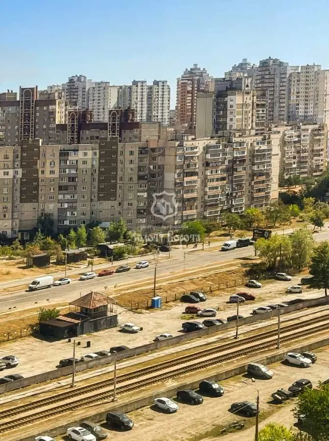 Фото Продаю 2 кімнатну квартиру, 55.9 кв. м, Оноре де Бальзака вул. 81/1 Київ, ціна: 65000 USD, код 8407
