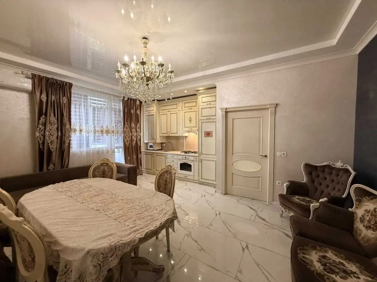 Фото Продаю 3 кімнатну квартиру, 75 кв. м, Свалява, ціна: 132989 USD, код 8409