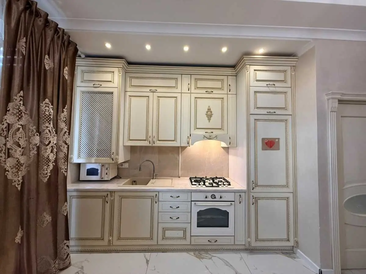 Фото Продаю 3 кімнатну квартиру, 75 кв. м, Свалява, ціна: 132989 USD, код 8409