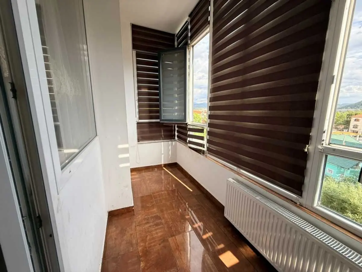 Фото Продаю 3 кімнатну квартиру, 75 кв. м, Свалява, ціна: 132989 USD, код 8409