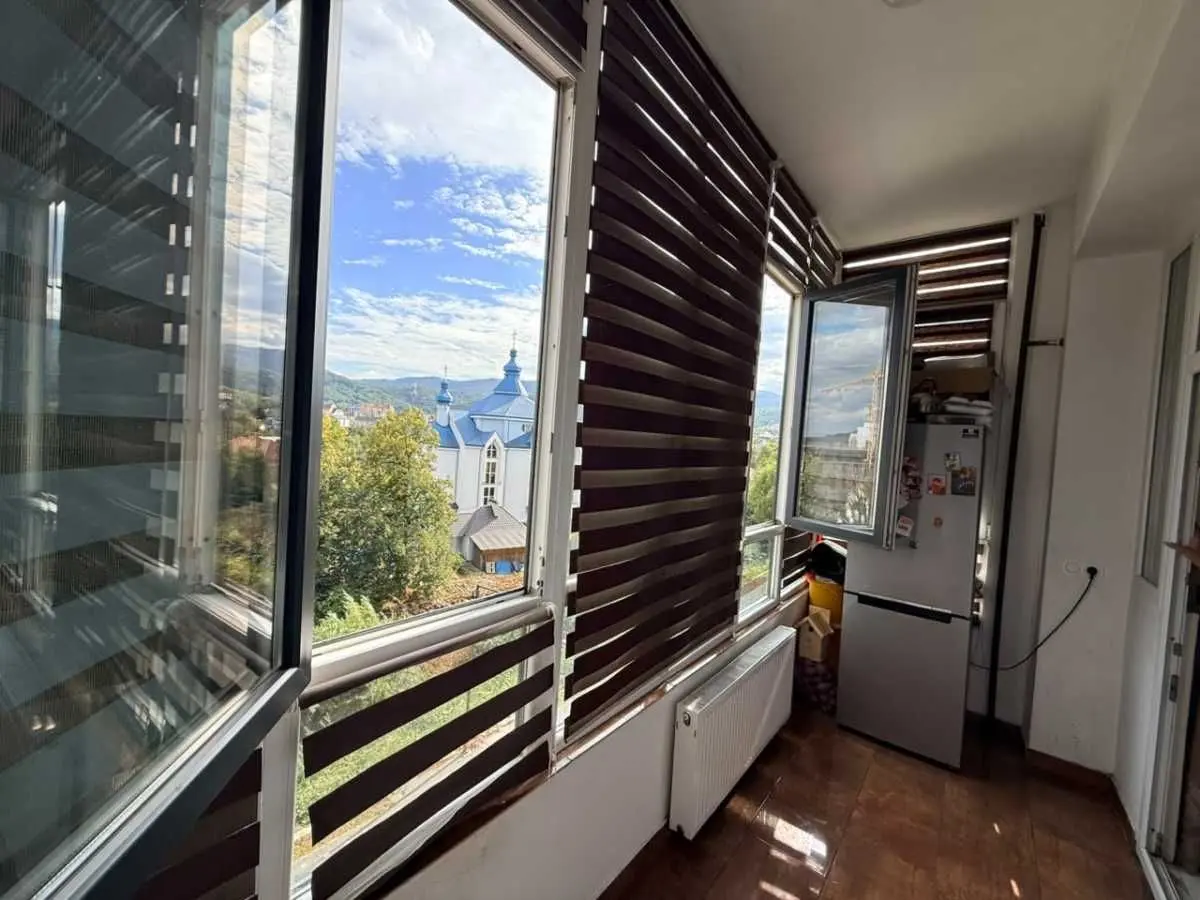 Фото Продаю 3 кімнатну квартиру, 75 кв. м, Свалява, ціна: 132989 USD, код 8409