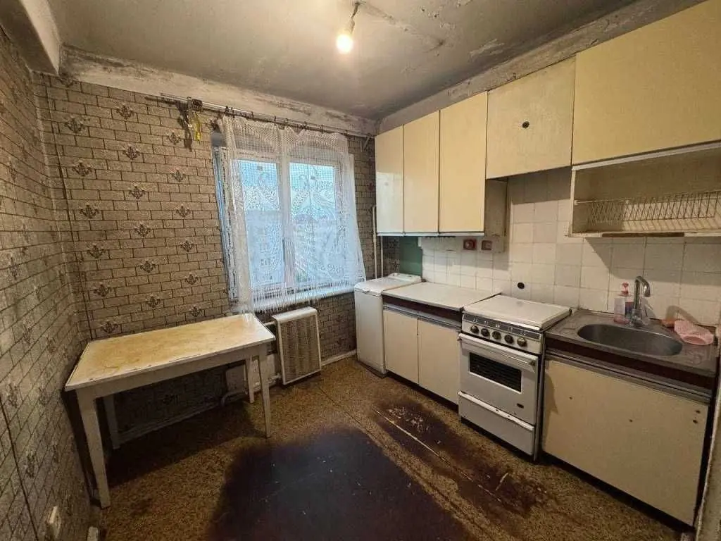 Фото Продаю 3 кімнатну квартиру, 56 кв. м, Борщагівська вул. 139/141 Київ, ціна: 56000 USD, код 8410
