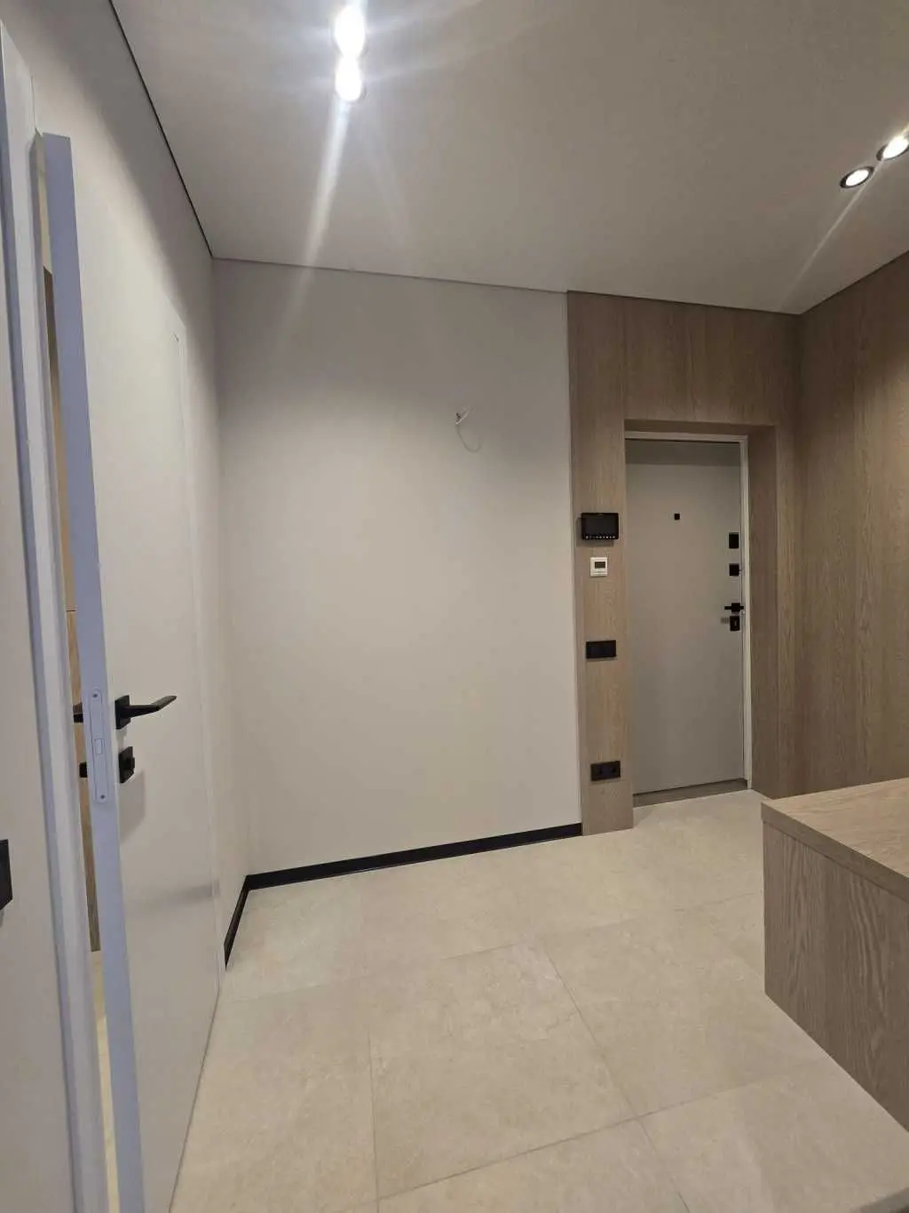 Фото Продаю 1-комнатную квартиру, 47 кв. м, Метрологическая ул. 107 Киев, цена: 126000 USD, код 8413