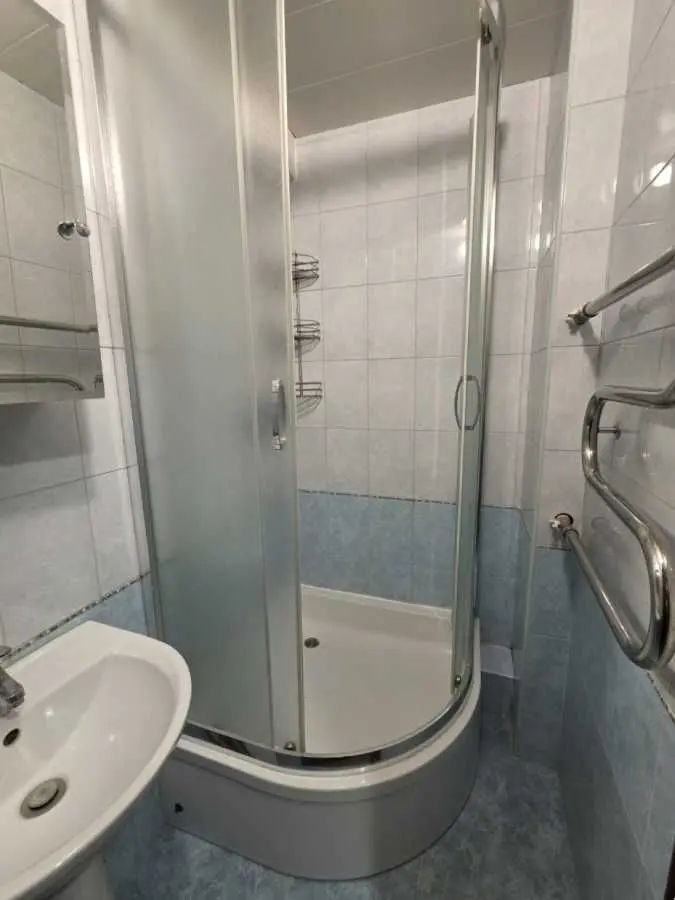 Фото Selling a 2-room apartment, 44.5 sq.m., Bilhorodska Street 6 Kyiv, price: 61000 USD, code 8418