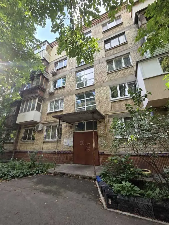 Фото Selling a 2-room apartment, 44.5 sq.m., Bilhorodska Street 6 Kyiv, price: 61000 USD, code 8418
