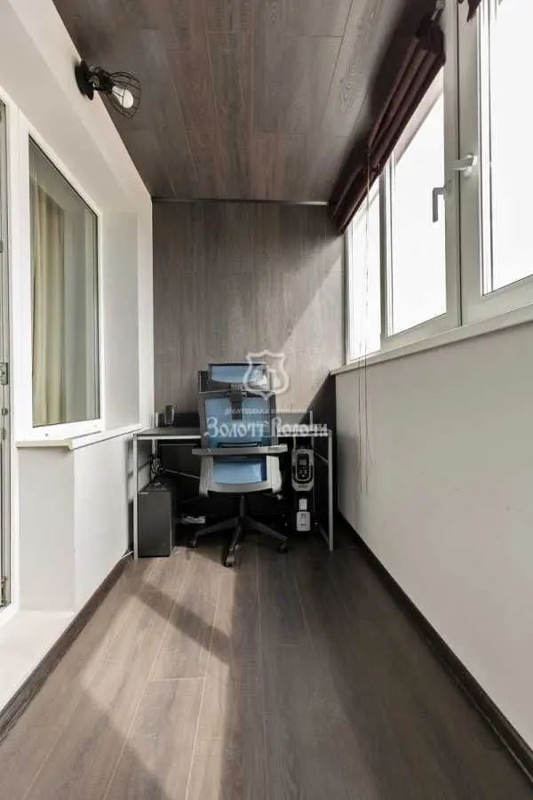 Фото Selling a 2-room apartment, 78.4 sq.m., Zdolbunivska Street 13 Kyiv, price: 130000 USD, code 8420