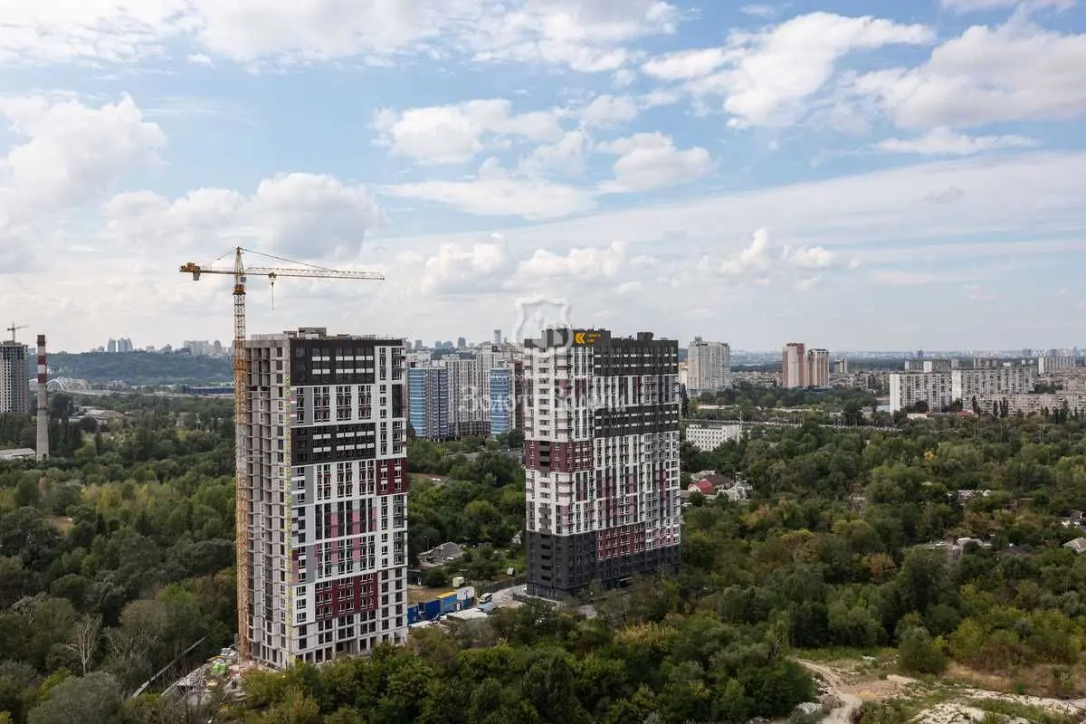 Фото Selling a 2-room apartment, 78.4 sq.m., Zdolbunivska Street 13 Kyiv, price: 130000 USD, code 8420