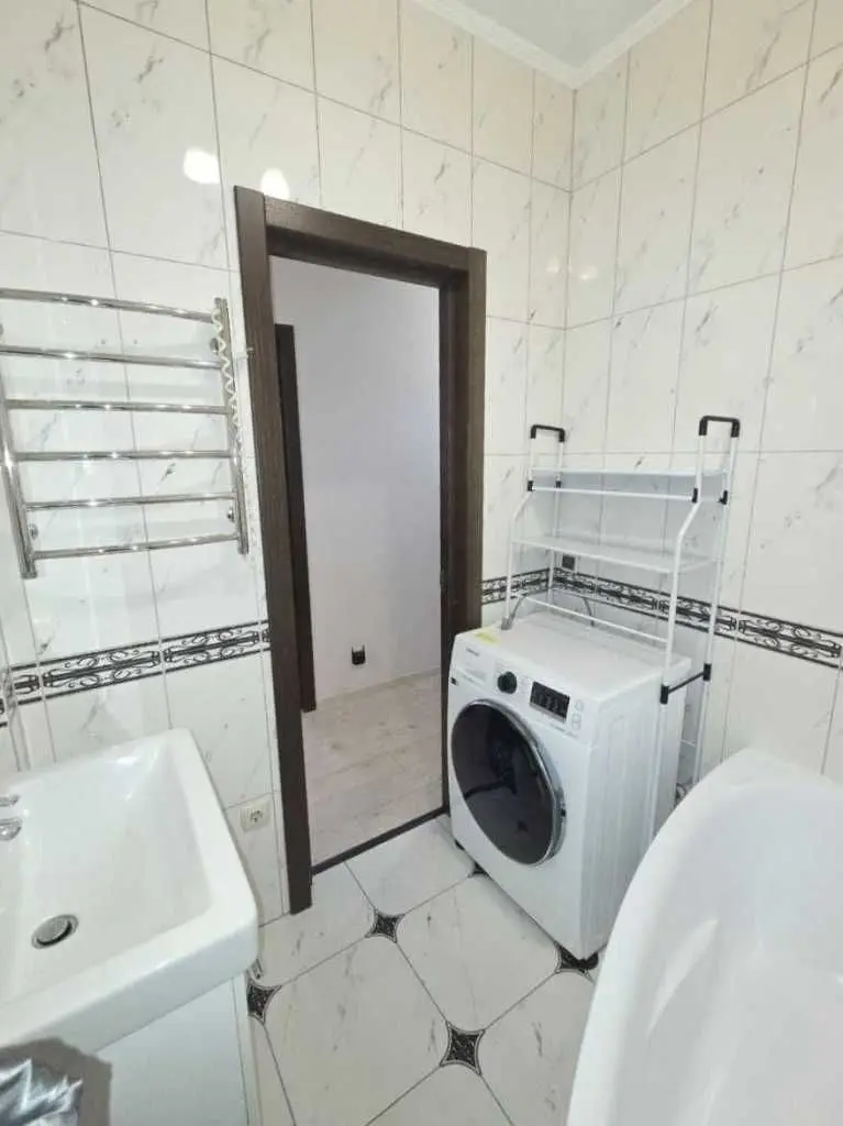 Фото Зняти 2 кімнатну квартиру, Урлівська вул. 23В Київ в довгострокову оренду, ціна: 28500 UAH, код 8423