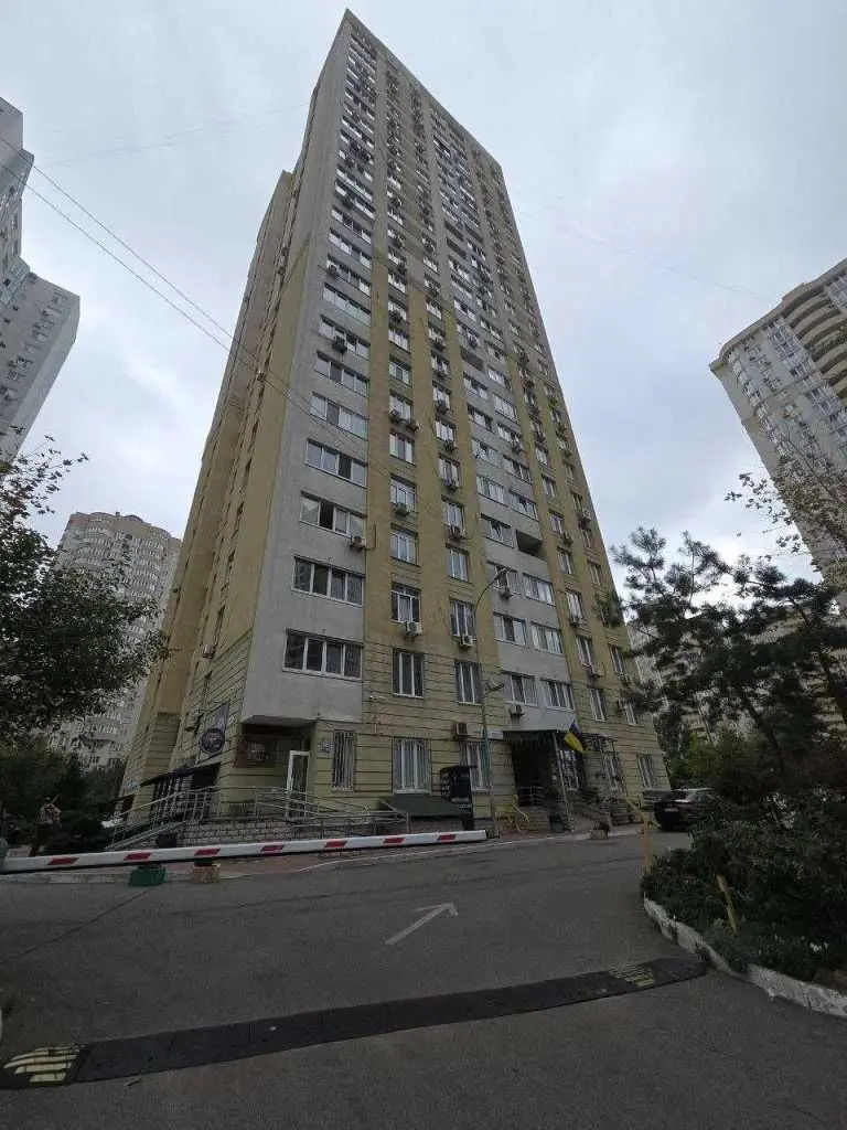 Фото Зняти 2 кімнатну квартиру, Урлівська вул. 23В Київ в довгострокову оренду, ціна: 28500 UAH, код 8423