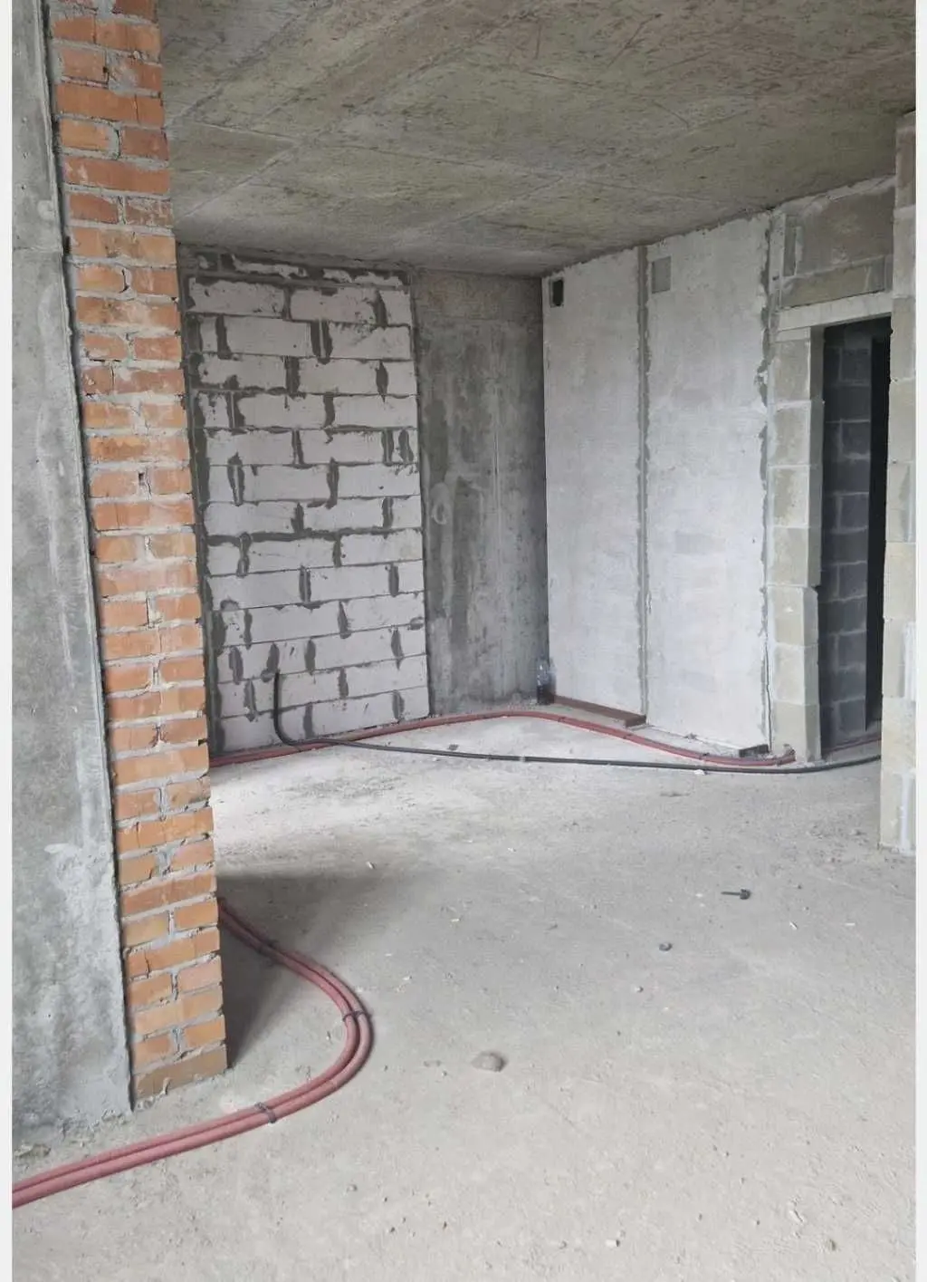 Фото Selling a 3-room apartment, 93.3 sq.m., Borysa Hmyri Street  Kyiv, price: 115000 USD, code 8427